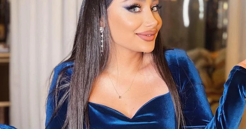 Azərbaycanlı müğənni şəhidlərin adını daşıyan küçəyə yol çəkdirdi VİDEO