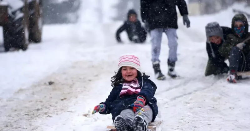 Agentlik: Şagirdlərin davamiyyətində fasilələr müşahidə edilir