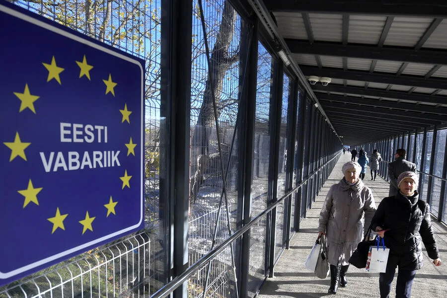 Estoniya təlimlərə görə Rusiya sərhədindəki keçid məntəqəsini bağlayacaq