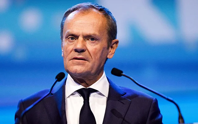 Tusk panikaya düşdü: Təcili qərar verək, təhlükədəyik!