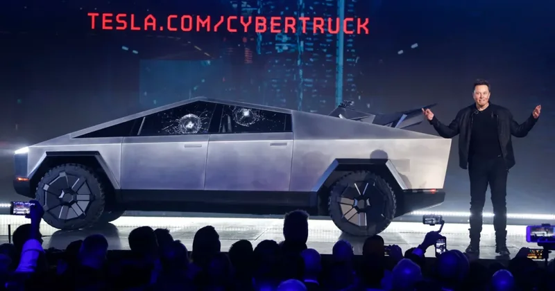 Tesla представила обновленный Cybertruck в базовой комплектации