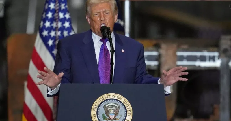 Трамп ввел пошлину для всех стран