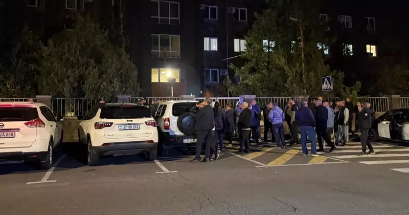 По делу о стрельбе в Ереване фигурантами проходят 12 человек