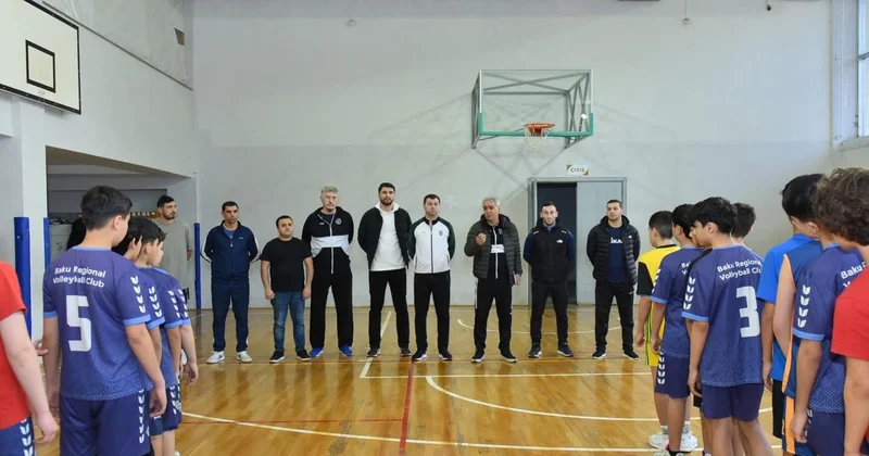 Azərbaycan Voleybol Federasiyası yeniyetmə və gənc voleybolçular arasında seleksiya prosesini davam etdirir FOTO