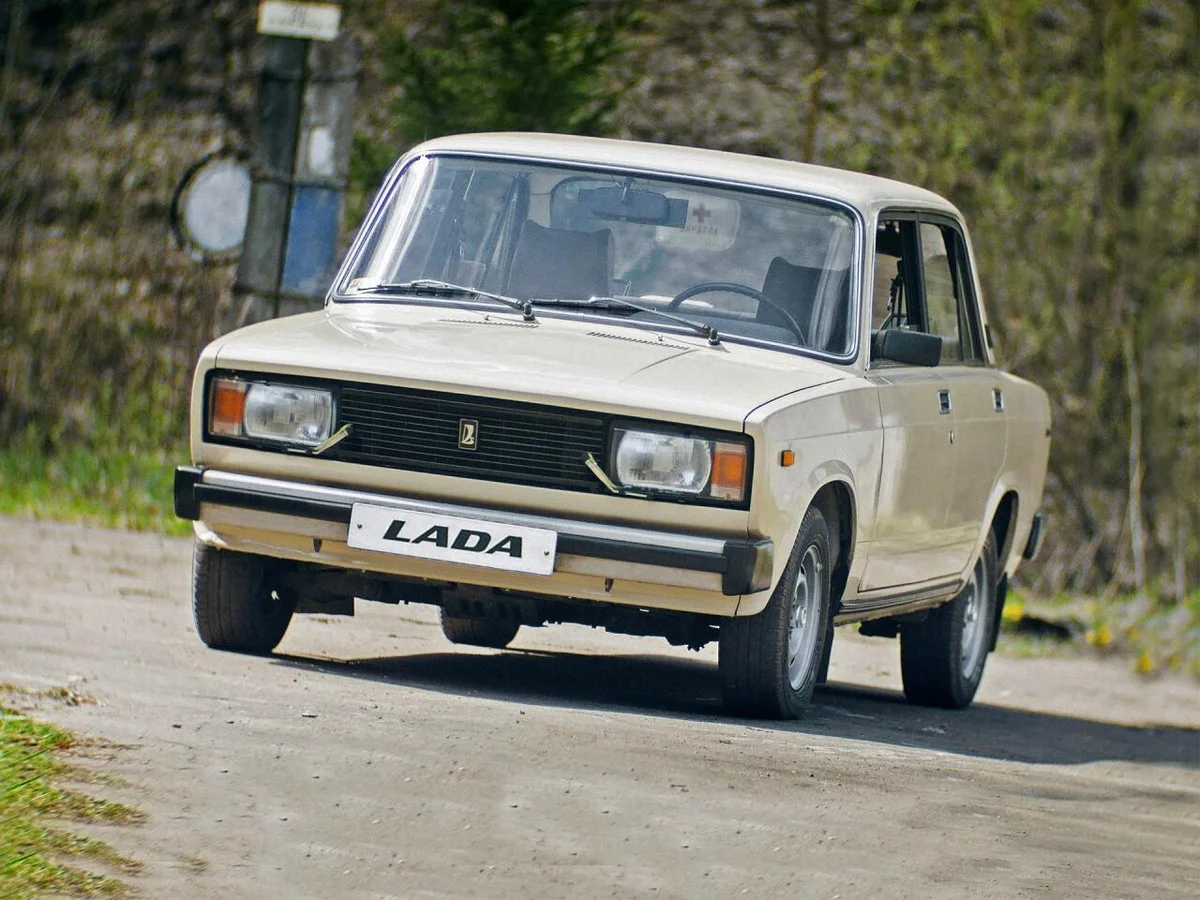 1 milyona “VAZ 2105” SATILIR FOTO