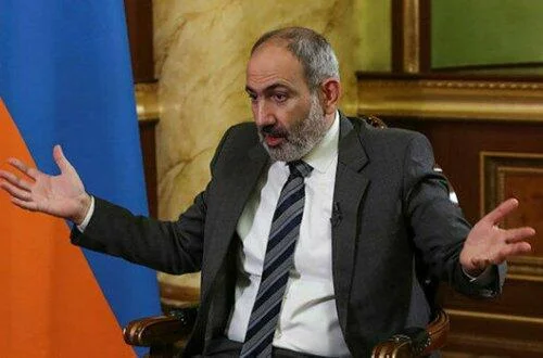 Nikoldan Bakıya şok iddia: Sərhəddə kimin bayrağını “görüb”?