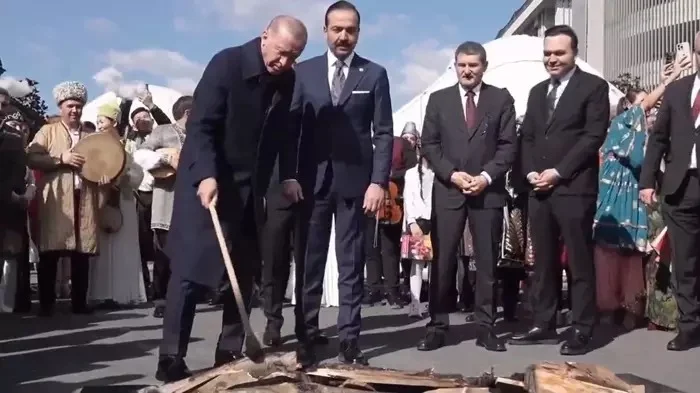 Ərdoğan Novruz tonqalını alovlandırdı