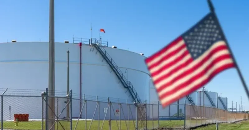 США начали первую фазу высвобождения нефти из стратегического резерва