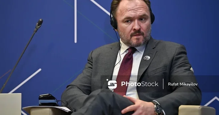 Еврокомиссия просит не спешить с закупками газа для сдерживания цен СМИ