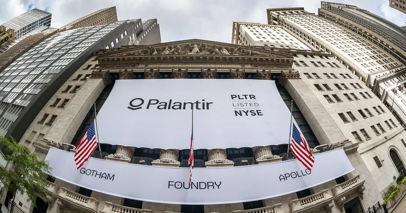 Пентагон сделает ИИ Palantir базовой системой армии США