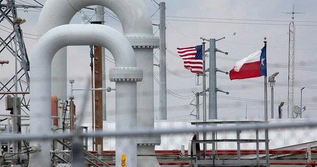 США вскрыли стратегический резерв нефти