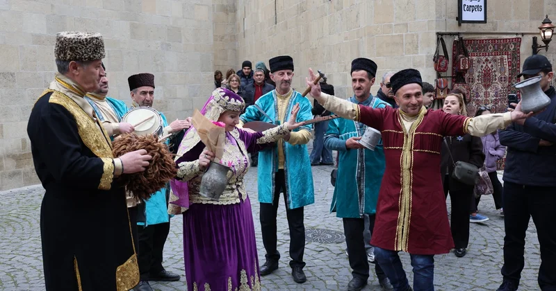 Старинная часть Баку Ичеришехер в потрясающих красках сказочного Новруза (ФОТО)