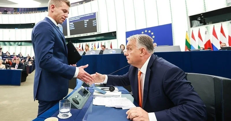 Мадьяр установил сроки команде Орбана для отставки