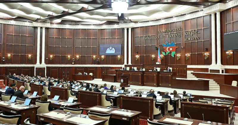 Süni intellektlə hazırlanan materialların yayılmasına dair məhdudiyyətlər müəyyənləşir