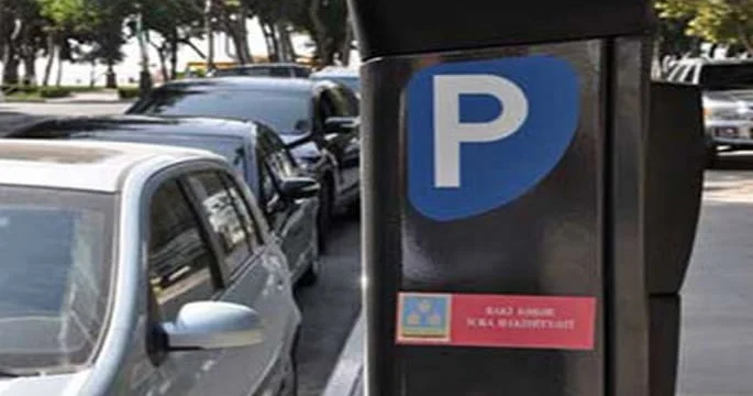 Müğənnidən parkinq qiymətlərinə etiraz