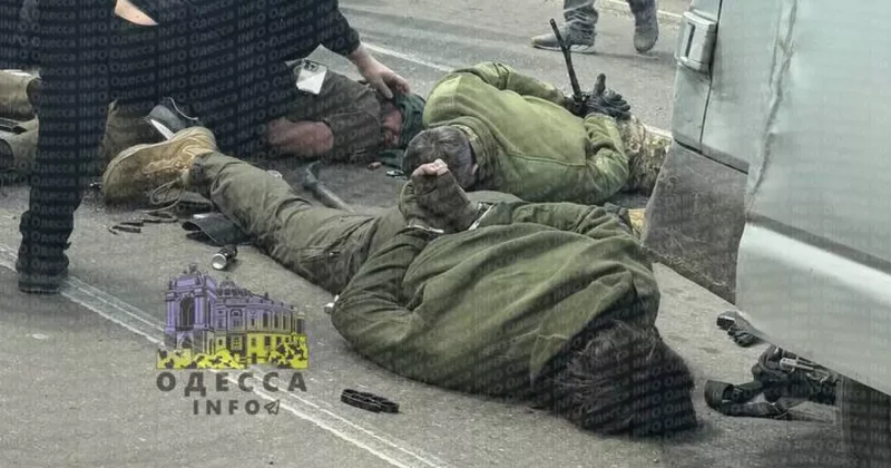 СБУ устроила облаву с перестрелкой на сотрудников военкомата в Одессе ВИДЕО/ФОТО