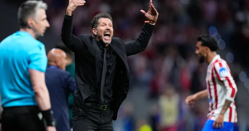 Dieqo Simeone: “Həyat sınaqlardan dərs çıxarmaq bacarığıdır”