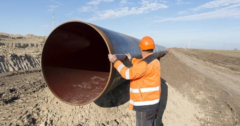 Иранский дипломат о газопроводе через Азербайджан: Они помешали нам чуть чуть