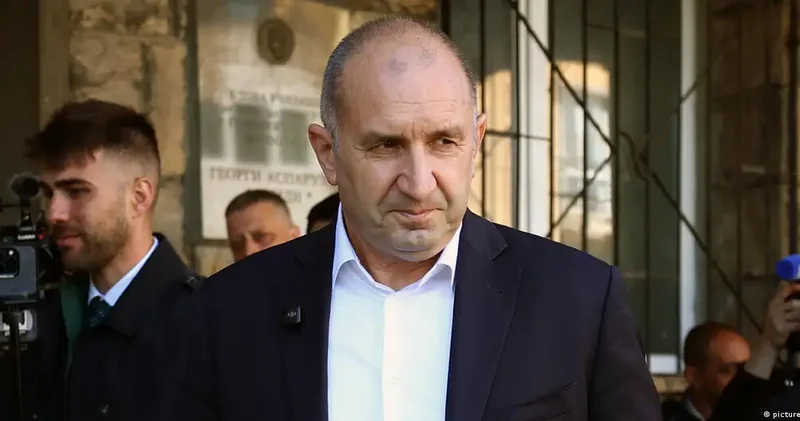 “Bolqarıstanda siyasi dönüş: Radevın qələbəsi nə vəd edir?“ “Deutsche Welle“