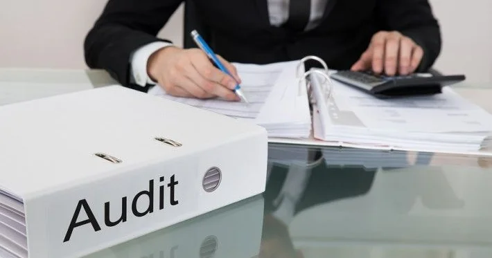 Audit pozuntularının yarıdan çoxu büdcə qanunvericiliyi ilə bağlı olub
