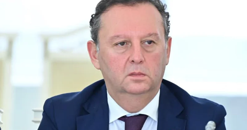 “Həmin qətnamələr kağız parçasından başqa bir şey deyil”