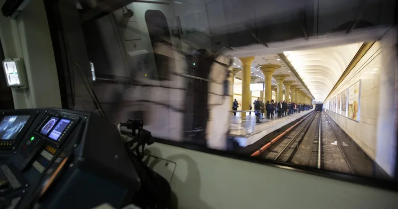 Бакметрополитен объяснил невозможность подключения генераторов при сбое в тоннеле