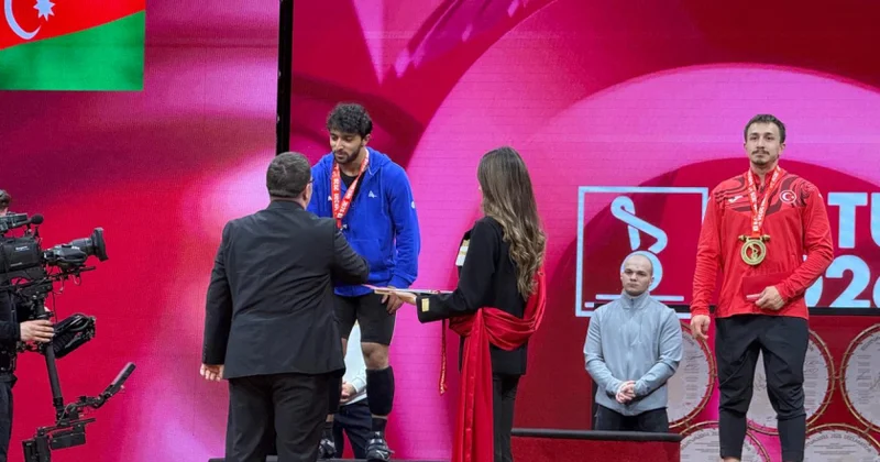 Азербайджанский тяжелоатлет завоевал серебряную медаль чемпионата Европы