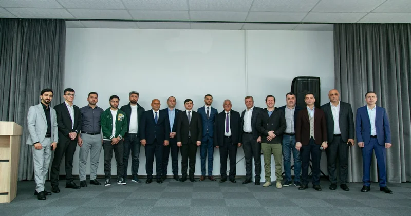“Regionlarda peşə təhsilinin inkişafında dövlət özəl əməkdaşlığı” mövzusunda tədbir keçirilDİ FOTOLAR