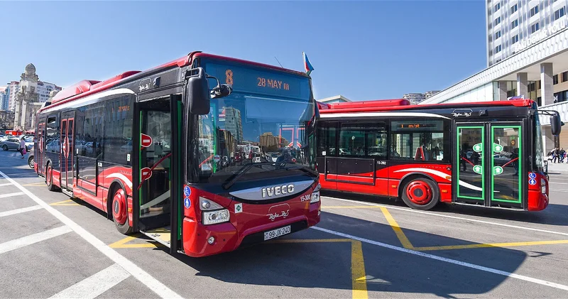Дополнительные автобусы привлечены на маршруты вдоль станций метро