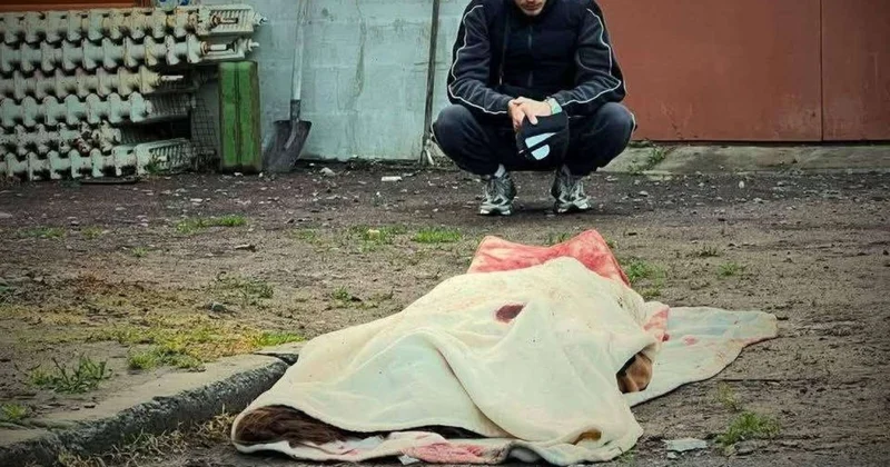 Oğluna sipər olan ana həlak oldu FOTO