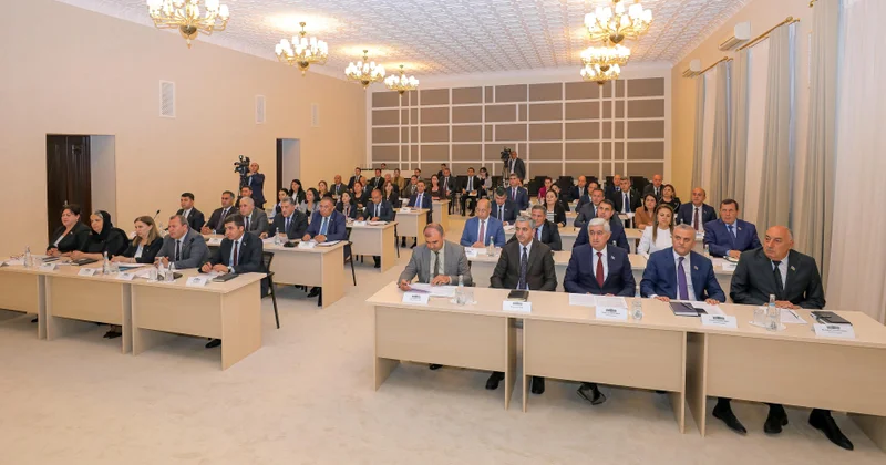 Ali Məclisin növbəti plenar iclası keçirilib