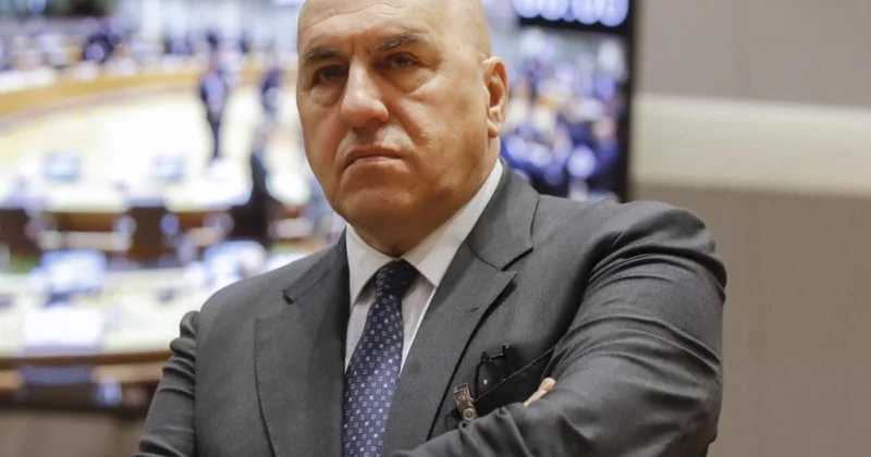 “Netanyahu dayandırılmalıdır” İtaliyanın müdafiə naziri