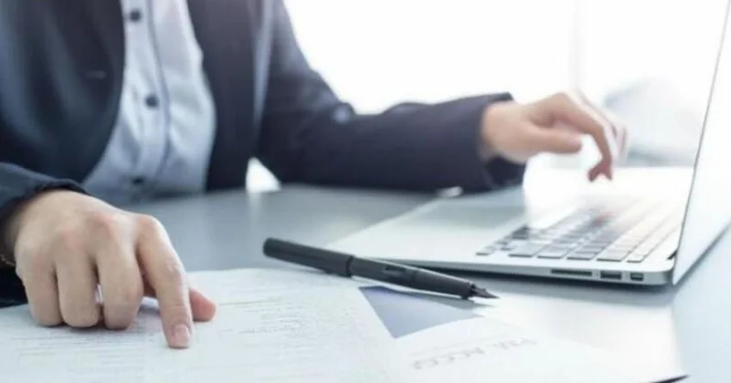 Azərbaycanda vergi orqanlarına müraciətlər apreldə 25 % dən çox azalıb