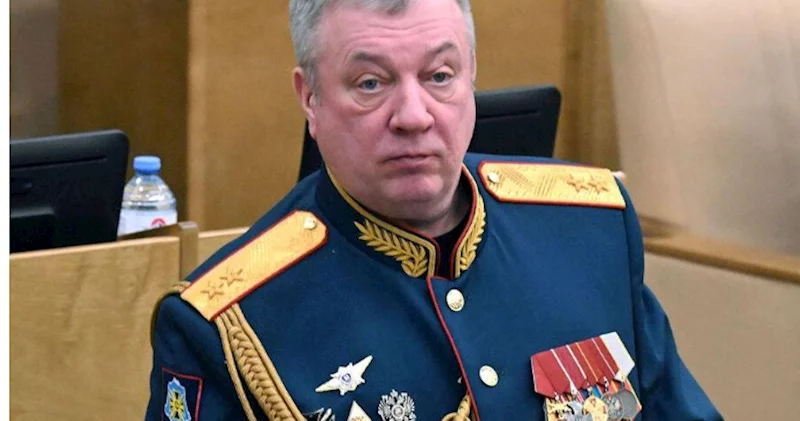 Rus generalı Avropa ilə müharibəyə hazırlaşmağa çağırır