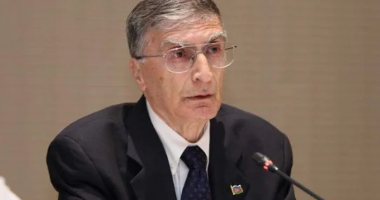 Əziz Səncərə Əlişir Nəvai mükafatı veriləcək