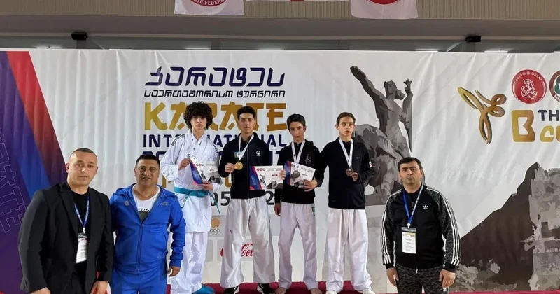 Karateçilərimiz Gürcüstanda 14 medal qazanıb FOTO