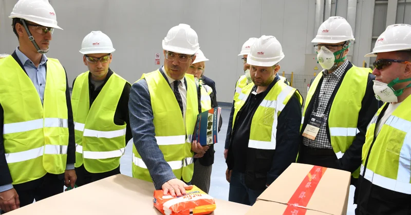 Rusiyalı iş adamları sənaye zonalarının fəaliyyətləri barədə məlumatlandırılıb