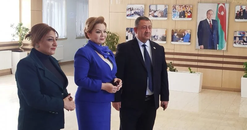 Direktorun təhdid mesajı: Səs yazısı araşdırılır