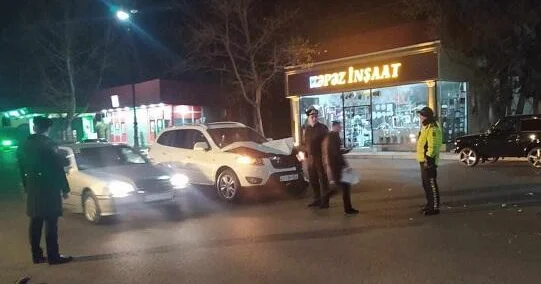 Gəncədə ağır qəza: sürücü yaralandı, xanımı öldü