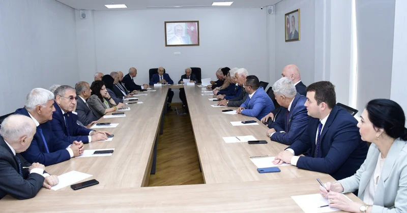 YAP Veteranlar Şurası ilə “Türk Ağsaqqalları arasında Əlaqələrin İnkişafı” İctimai Birliyi arasında görüş olub
