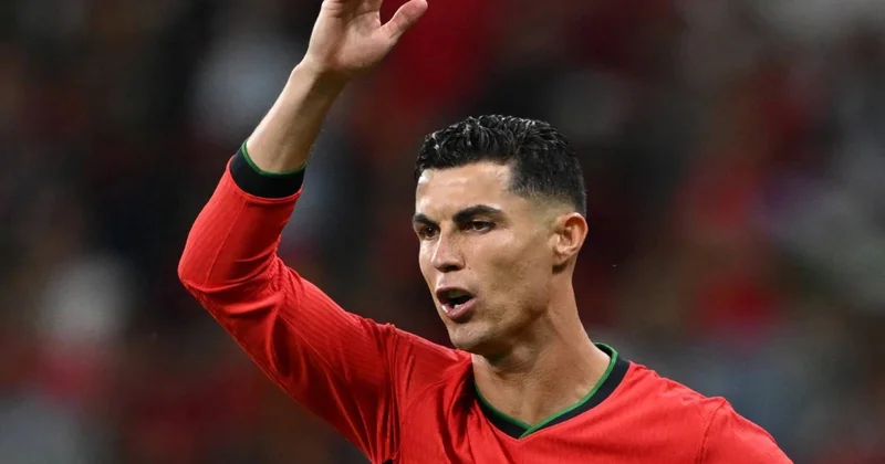 Kristiano Ronaldo Portuqaliya millisinə çağırılıb
