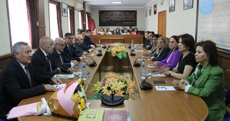 Tanınmış dilçi alim AMEA Naxçıvan Bölməsində
