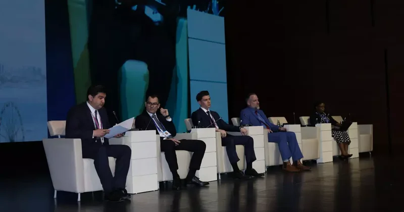 Konstitusiya və insan hüquqları mövzusu müzakirə edilib