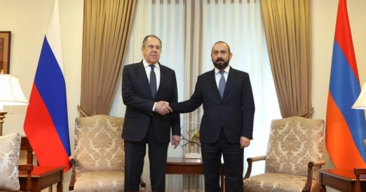 Mirzoyan: “İrəvan Moskva ilə uzunmüddətli və faydalı tərəfdaşlıqda maraqlıdır”