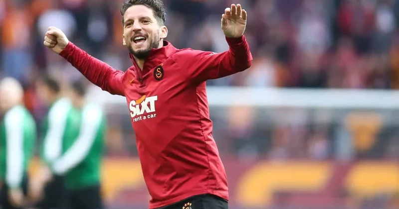 Mertens İtaliyaya qayıtmaq istəyir