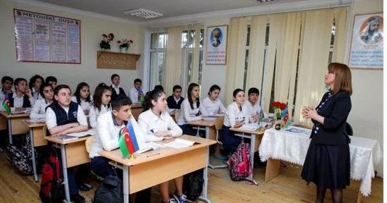 Məkəb direktorları arasında kişilər daha çoxdur RƏQƏMLƏR