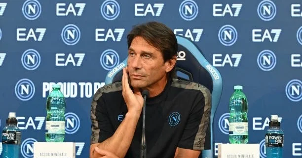 Konte Napoli də qalmaq üçün rəhbərliyin qarşısına 4 şərt qoydu