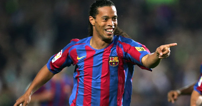 Ronaldino “Barselona”nın çıxışından danışdı