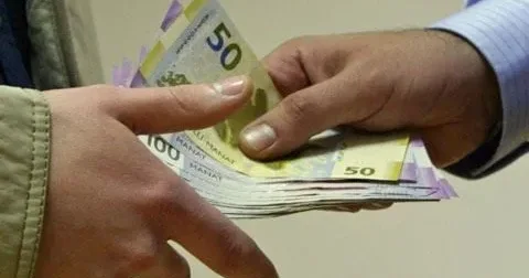Bakıda Sağlamlıq Mərkəzinin direktoru kimlərdən rüşvət alıb? FAKTLAR