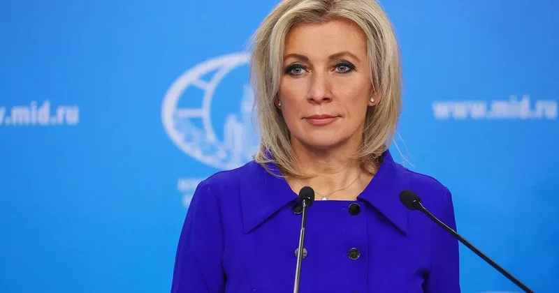 Захарова: У Трампа на лбу написано слово Америка